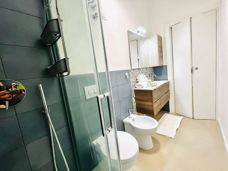 Casa vacanze Foro Siracusano 22, Luminoso E Confortevole Loft Syracuse